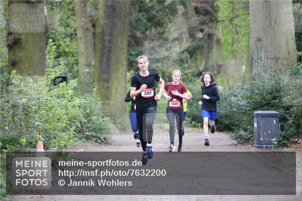 13.04.2025 - Hammer Lauf Jannik Wohlers http://msf.ph/oto/7632200 13.04.2025 12:36:26 Laufen 380, 1845 meine-sportfotos.de