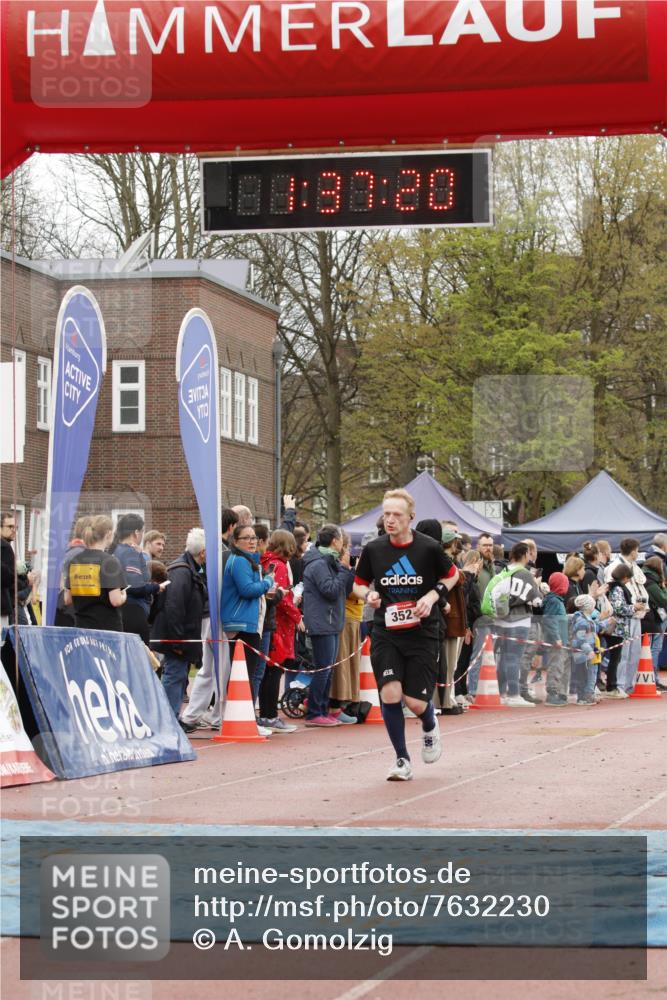 13.04.2025 - Hammer Lauf A. Gomolzig http://msf.ph/oto/7632230 13.04.2025 12:37:18 Ziel 1999 meine-sportfotos.de