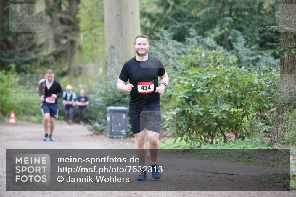 13.04.2025 - Hammer Lauf Jannik Wohlers http://msf.ph/oto/7632313 13.04.2025 12:56:47 Laufen 434 meine-sportfotos.de
