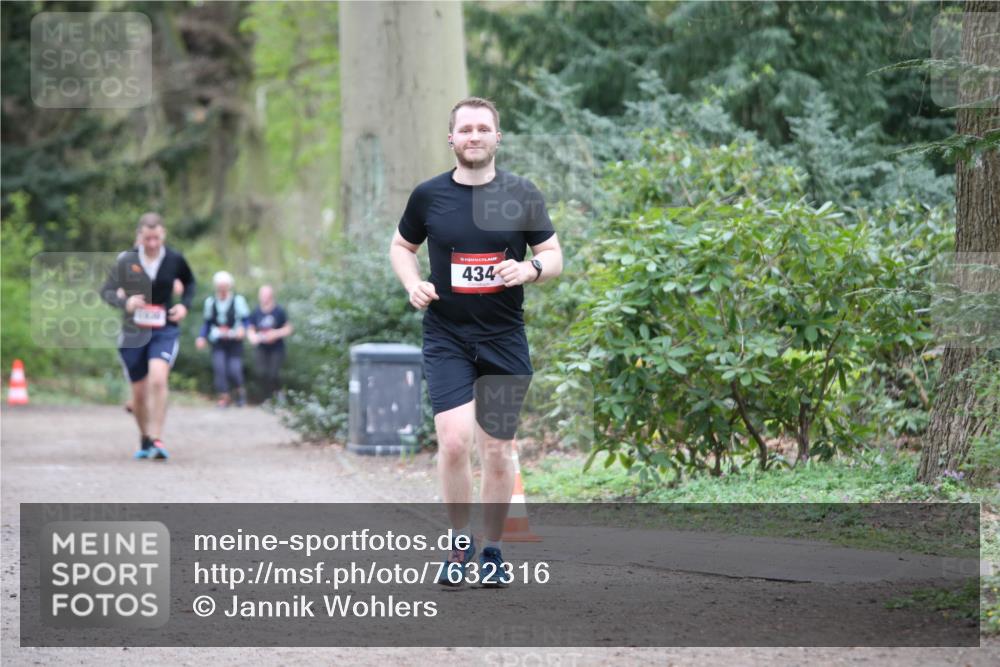 13.04.2025 - Hammer Lauf Jannik Wohlers http://msf.ph/oto/7632316 13.04.2025 12:56:47 Laufen 434 meine-sportfotos.de