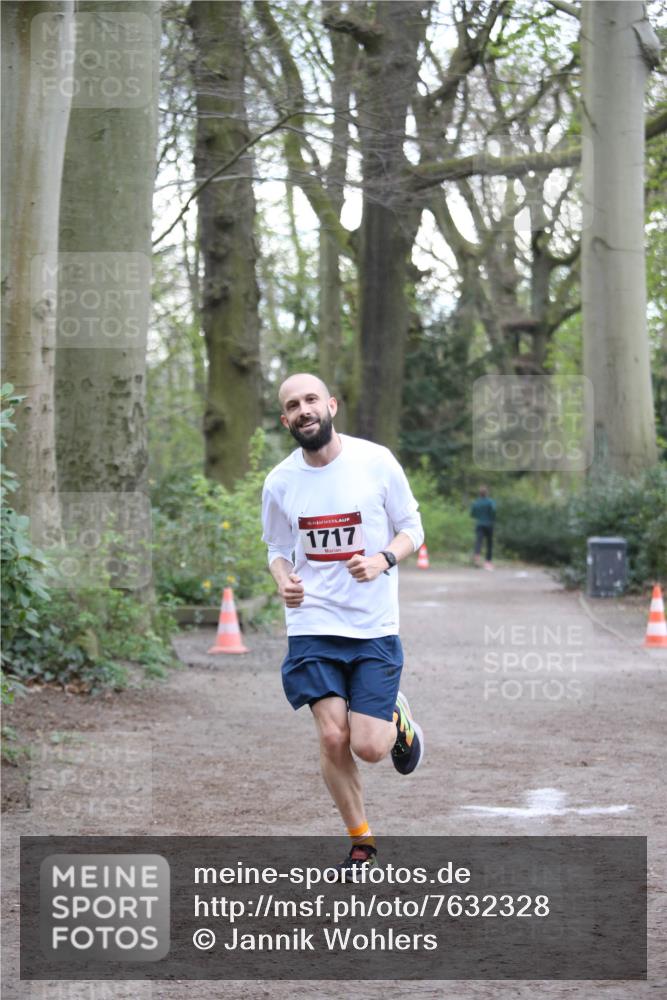 13.04.2025 - Hammer Lauf Jannik Wohlers http://msf.ph/oto/7632328 13.04.2025 10:27:26 Laufen 15, 1717 meine-sportfotos.de