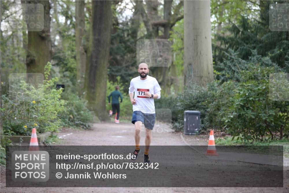 13.04.2025 - Hammer Lauf Jannik Wohlers http://msf.ph/oto/7632342 13.04.2025 10:27:24 Laufen 171 meine-sportfotos.de