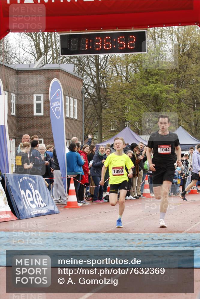 13.04.2025 - Hammer Lauf A. Gomolzig http://msf.ph/oto/7632369 13.04.2025 12:36:51 Ziel 177, 1044, 1090, 1208, 1983 meine-sportfotos.de