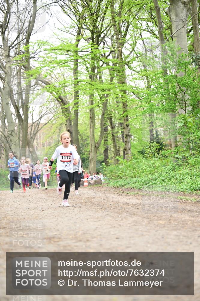13.04.2025 - Hammer Lauf Dr. Thomas Lammeyer http://msf.ph/oto/7632374 13.04.2025 09:25:13 Laufen 1811, 1315, 1172 meine-sportfotos.de
