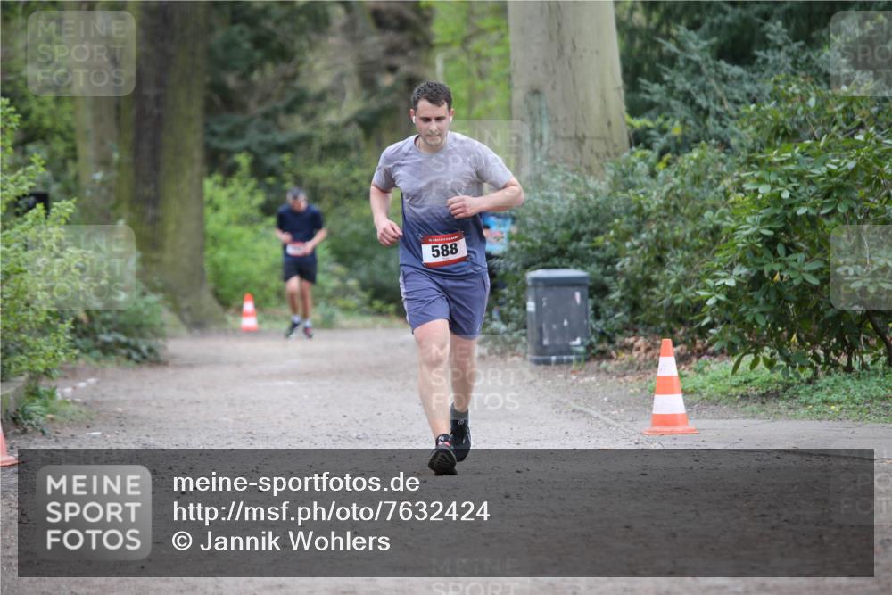 13.04.2025 - Hammer Lauf Jannik Wohlers http://msf.ph/oto/7632424 13.04.2025 12:56:22 Laufen 588 meine-sportfotos.de