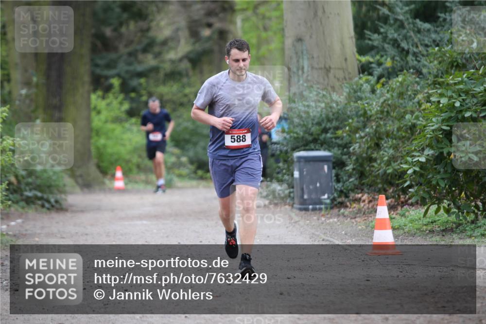 13.04.2025 - Hammer Lauf Jannik Wohlers http://msf.ph/oto/7632429 13.04.2025 12:56:21 Laufen 15, 588 meine-sportfotos.de