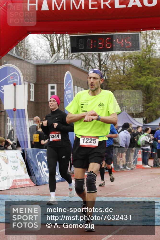 13.04.2025 - Hammer Lauf A. Gomolzig http://msf.ph/oto/7632431 13.04.2025 12:36:43 Ziel 177, 1208, 1225, 1344, 1983 meine-sportfotos.de