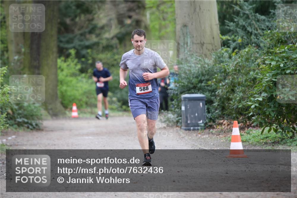 13.04.2025 - Hammer Lauf Jannik Wohlers http://msf.ph/oto/7632436 13.04.2025 12:56:21 Laufen 588 meine-sportfotos.de