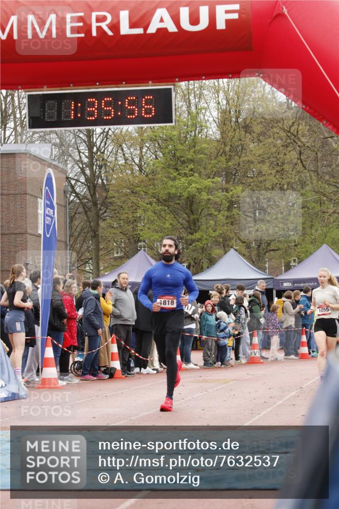 13.04.2025 - Hammer Lauf A. Gomolzig http://msf.ph/oto/7632537 13.04.2025 12:35:54 Ziel 566, 1055, 1818 meine-sportfotos.de