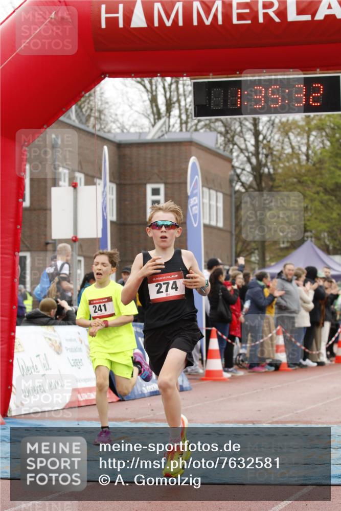 13.04.2025 - Hammer Lauf A. Gomolzig http://msf.ph/oto/7632581 13.04.2025 12:35:31 Ziel 127, 241, 274, 315 meine-sportfotos.de