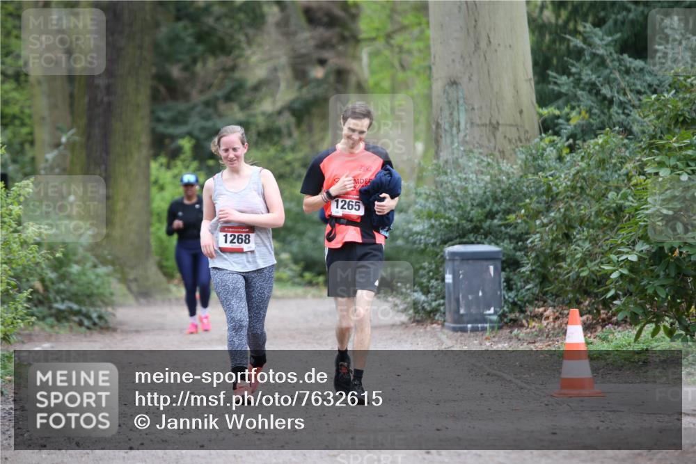 13.04.2025 - Hammer Lauf Jannik Wohlers http://msf.ph/oto/7632615 13.04.2025 12:55:07 Laufen 1268, 1265 meine-sportfotos.de
