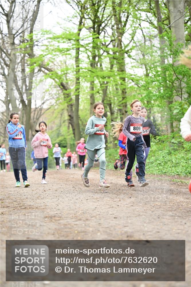 13.04.2025 - Hammer Lauf Dr. Thomas Lammeyer http://msf.ph/oto/7632620 13.04.2025 09:25:18 Laufen 611, 941, 809, 547 meine-sportfotos.de