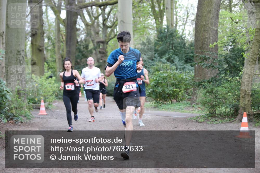 13.04.2025 - Hammer Lauf Jannik Wohlers http://msf.ph/oto/7632633 13.04.2025 12:35:35 Laufen 18, 617, 1137, 221, 34 meine-sportfotos.de
