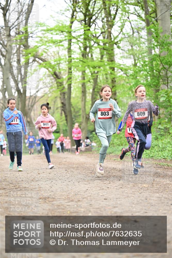 13.04.2025 - Hammer Lauf Dr. Thomas Lammeyer http://msf.ph/oto/7632635 13.04.2025 09:25:18 Laufen 11, 941, 803, 809 meine-sportfotos.de