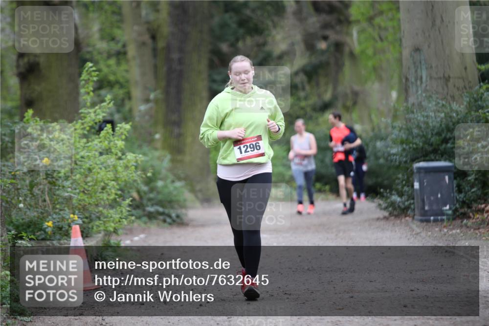 13.04.2025 - Hammer Lauf Jannik Wohlers http://msf.ph/oto/7632645 13.04.2025 12:54:56 Laufen 1296 meine-sportfotos.de