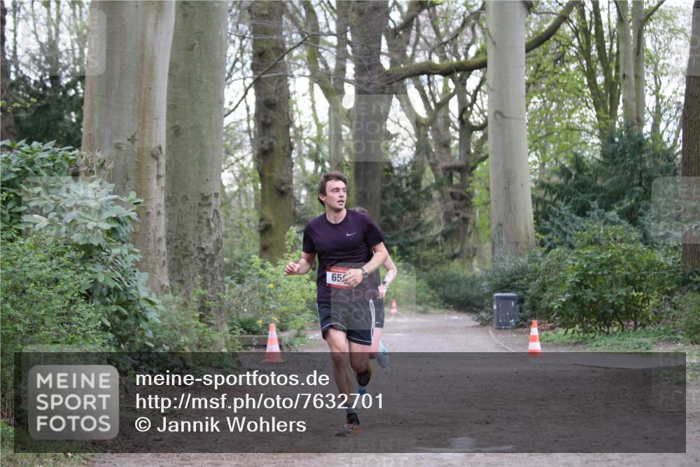 13.04.2025 - Hammer Lauf Jannik Wohlers http://msf.ph/oto/7632701 13.04.2025 10:26:17 Laufen 65 meine-sportfotos.de