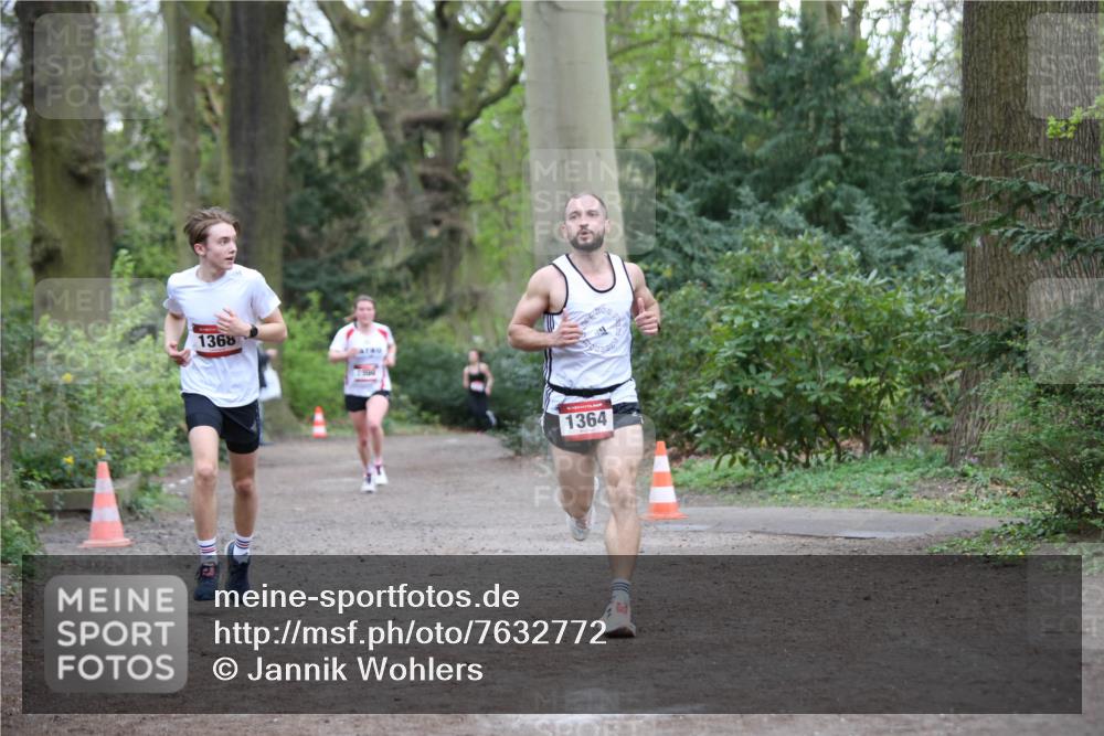 13.04.2025 - Hammer Lauf Jannik Wohlers http://msf.ph/oto/7632772 13.04.2025 12:35:18 Laufen 1368, 1364 meine-sportfotos.de