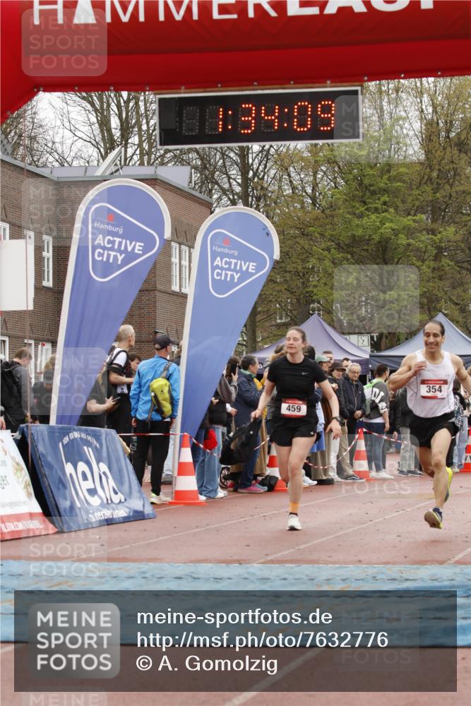 13.04.2025 - Hammer Lauf A. Gomolzig http://msf.ph/oto/7632776 13.04.2025 12:34:08 Ziel 354, 459, 1303 meine-sportfotos.de