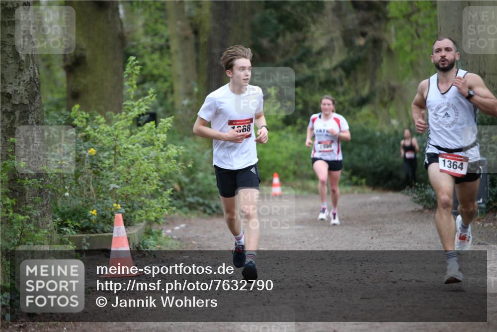 13.04.2025 - Hammer Lauf Jannik Wohlers http://msf.ph/oto/7632790 13.04.2025 12:35:17 Laufen 895, 166126, 1908, 1364 meine-sportfotos.de