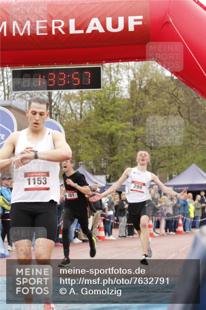 13.04.2025 - Hammer Lauf A. Gomolzig http://msf.ph/oto/7632791 13.04.2025 12:33:55 Ziel 174, 299, 381, 1153, 1249 meine-sportfotos.de