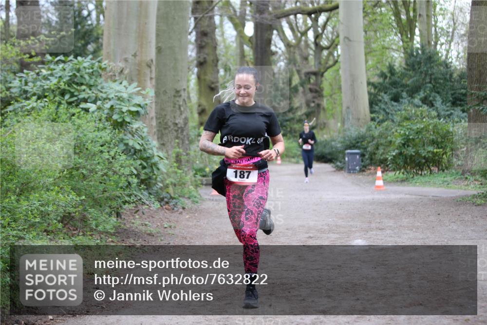 13.04.2025 - Hammer Lauf Jannik Wohlers http://msf.ph/oto/7632822 13.04.2025 12:54:26 Laufen 187 meine-sportfotos.de