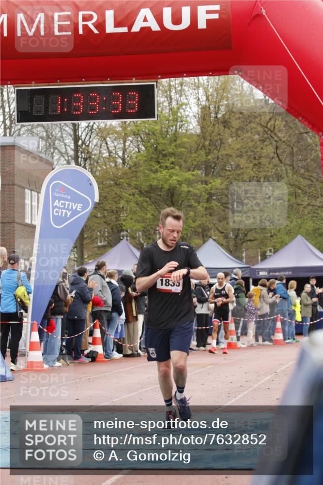 13.04.2025 - Hammer Lauf A. Gomolzig http://msf.ph/oto/7632852 13.04.2025 12:33:32 Ziel 1, 983, 1835 meine-sportfotos.de