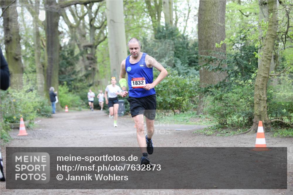 13.04.2025 - Hammer Lauf Jannik Wohlers http://msf.ph/oto/7632873 13.04.2025 12:35:07 Laufen 1832 meine-sportfotos.de