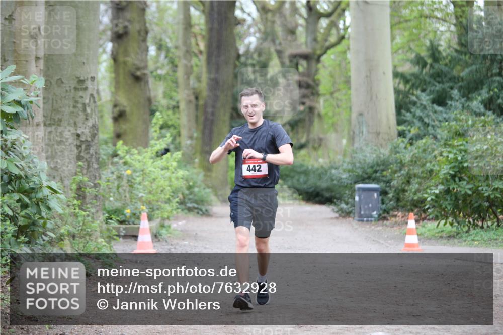 13.04.2025 - Hammer Lauf Jannik Wohlers http://msf.ph/oto/7632928 13.04.2025 12:54:02 Laufen 442 meine-sportfotos.de