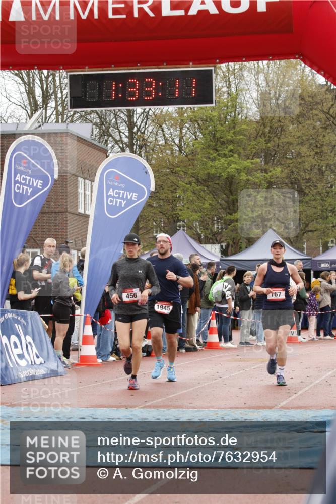 13.04.2025 - Hammer Lauf A. Gomolzig http://msf.ph/oto/7632954 13.04.2025 12:33:09 Ziel 167, 456, 1945, 1971 meine-sportfotos.de