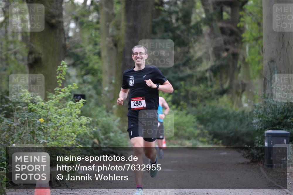 13.04.2025 - Hammer Lauf Jannik Wohlers http://msf.ph/oto/7632955 13.04.2025 10:25:12 Laufen 295 meine-sportfotos.de