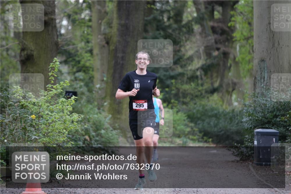 13.04.2025 - Hammer Lauf Jannik Wohlers http://msf.ph/oto/7632970 13.04.2025 10:25:11 Laufen 295 meine-sportfotos.de
