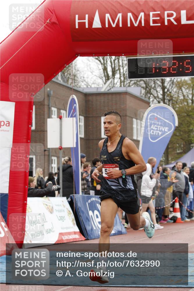 13.04.2025 - Hammer Lauf A. Gomolzig http://msf.ph/oto/7632990 13.04.2025 12:32:52 Ziel 485, 530 meine-sportfotos.de