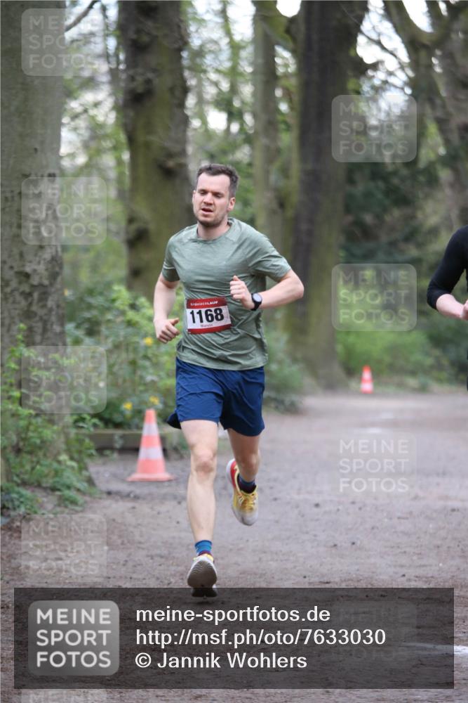 13.04.2025 - Hammer Lauf Jannik Wohlers http://msf.ph/oto/7633030 13.04.2025 10:24:16 Laufen 1168 meine-sportfotos.de