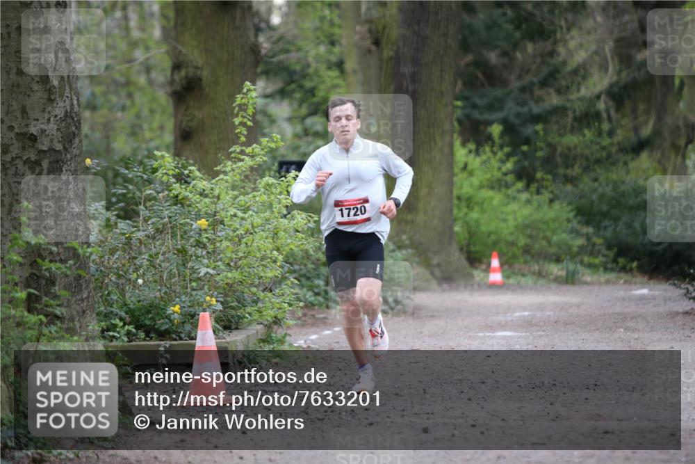 13.04.2025 - Hammer Lauf Jannik Wohlers http://msf.ph/oto/7633201 13.04.2025 10:22:58 Laufen 1720 meine-sportfotos.de