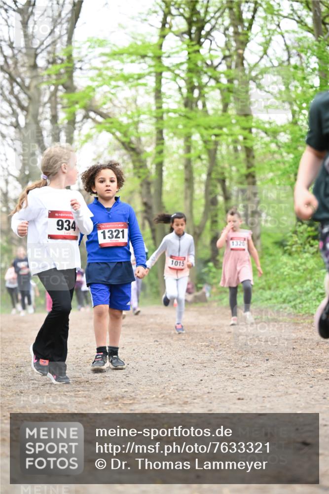 13.04.2025 - Hammer Lauf Dr. Thomas Lammeyer http://msf.ph/oto/7633321 13.04.2025 09:25:35 Laufen 15, 934, 15, 1321, 1015, 1320 meine-sportfotos.de