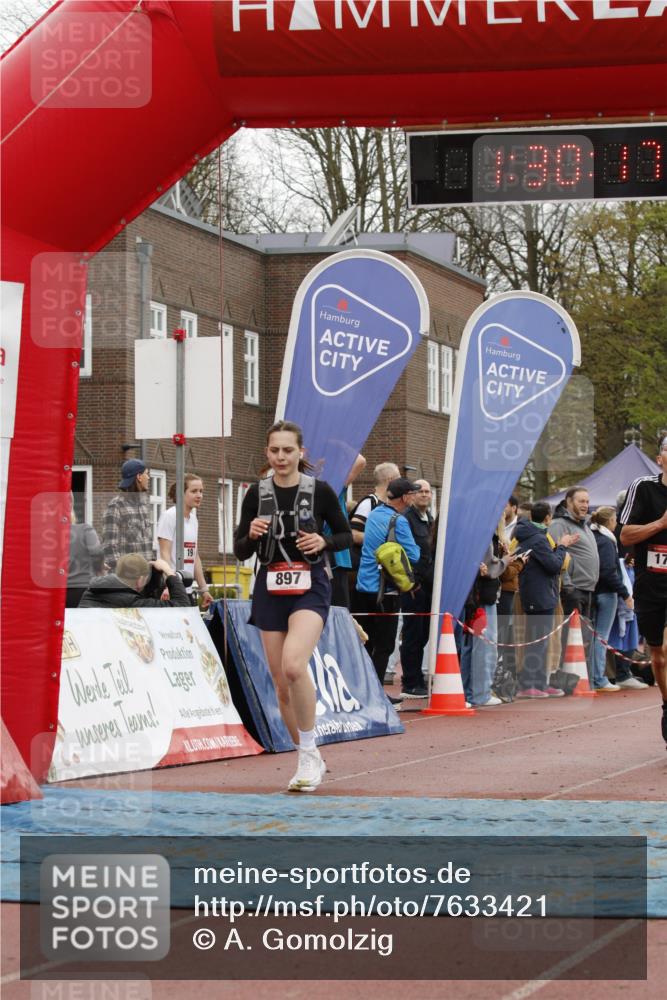 13.04.2025 - Hammer Lauf A. Gomolzig http://msf.ph/oto/7633421 13.04.2025 12:30:15 Ziel 15, 170, 320, 897 meine-sportfotos.de