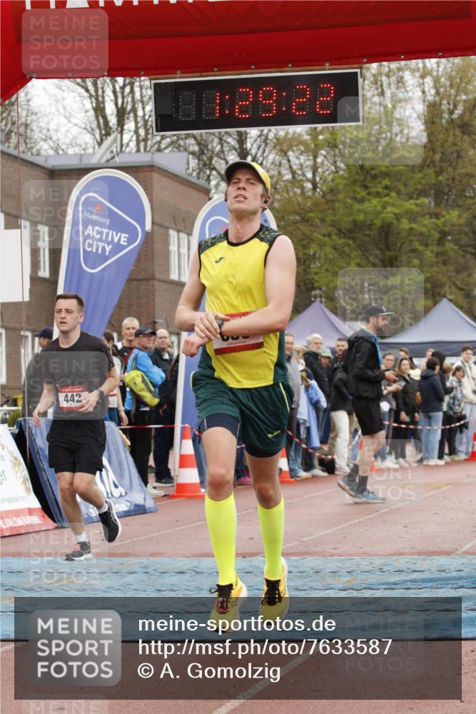 13.04.2025 - Hammer Lauf A. Gomolzig http://msf.ph/oto/7633587 13.04.2025 12:29:20 Ziel 442, 633, 1810 meine-sportfotos.de