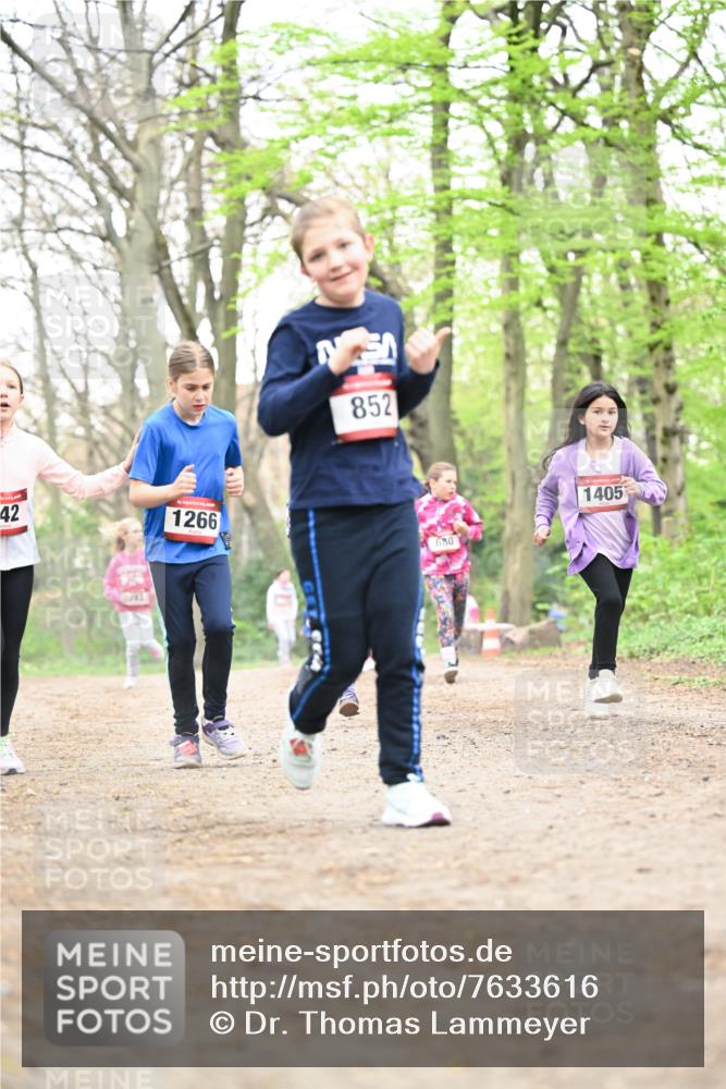13.04.2025 - Hammer Lauf Dr. Thomas Lammeyer http://msf.ph/oto/7633616 13.04.2025 09:25:43 Laufen 42, 15, 1266, 852, 680, 1405 meine-sportfotos.de