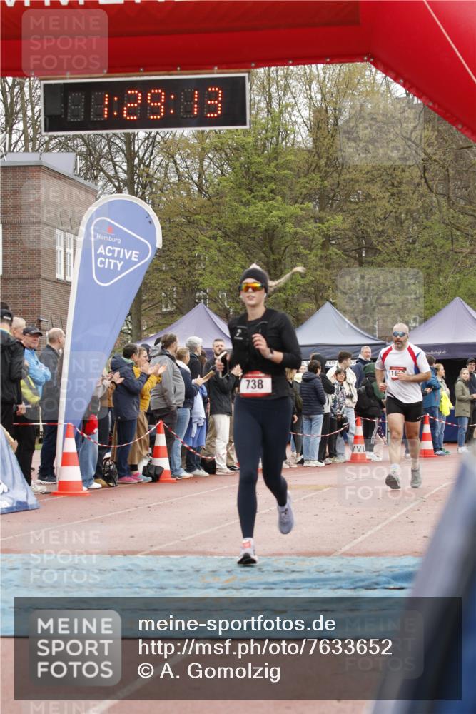 13.04.2025 - Hammer Lauf A. Gomolzig http://msf.ph/oto/7633652 13.04.2025 12:29:11 Ziel 21, 738, 1810 meine-sportfotos.de