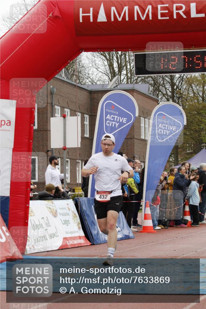 13.04.2025 - Hammer Lauf A. Gomolzig http://msf.ph/oto/7633869 13.04.2025 12:27:48 Ziel 432, 1772, 1948 meine-sportfotos.de