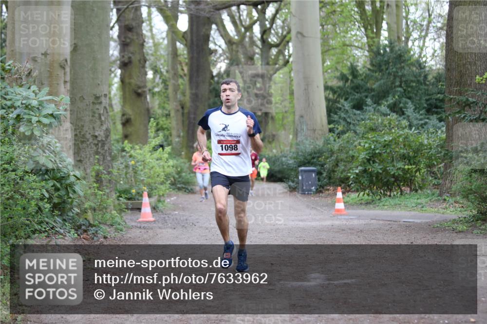 13.04.2025 - Hammer Lauf Jannik Wohlers http://msf.ph/oto/7633962 13.04.2025 12:33:33 Laufen 1098 meine-sportfotos.de