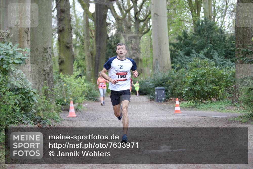 13.04.2025 - Hammer Lauf Jannik Wohlers http://msf.ph/oto/7633971 13.04.2025 12:33:33 Laufen 1098 meine-sportfotos.de