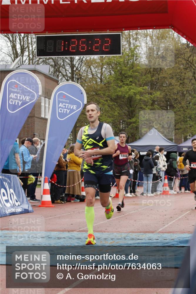 13.04.2025 - Hammer Lauf A. Gomolzig http://msf.ph/oto/7634063 13.04.2025 12:26:21 Ziel 231, 340, 475, 1808 meine-sportfotos.de