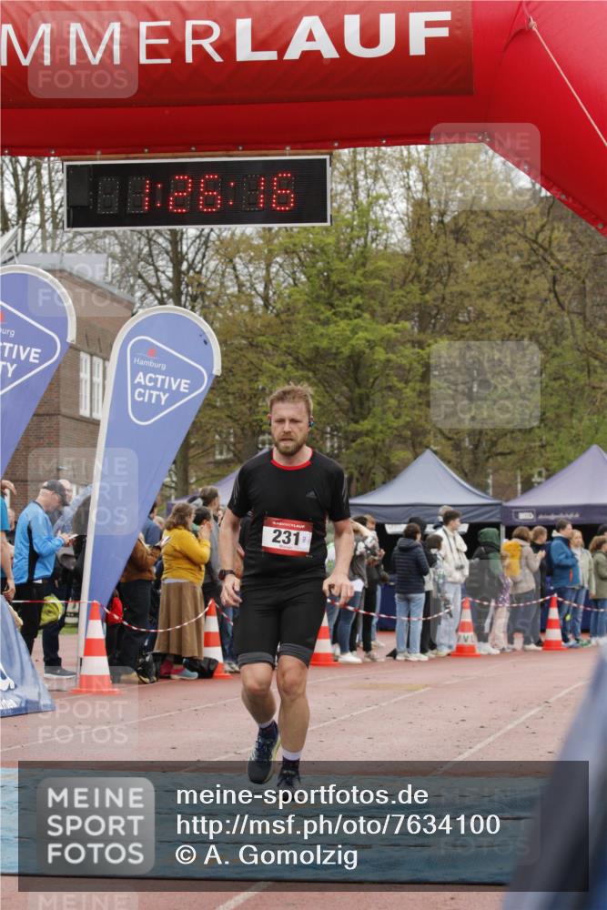 13.04.2025 - Hammer Lauf A. Gomolzig http://msf.ph/oto/7634100 13.04.2025 12:26:14 Ziel 231 meine-sportfotos.de