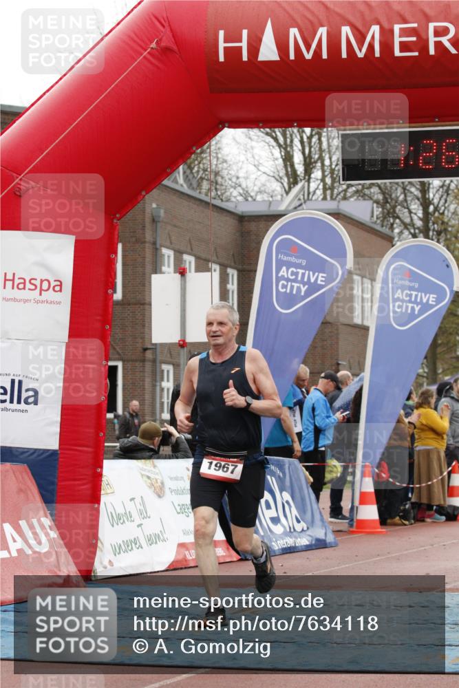13.04.2025 - Hammer Lauf A. Gomolzig http://msf.ph/oto/7634118 13.04.2025 12:26:02 Ziel 384, 929 meine-sportfotos.de