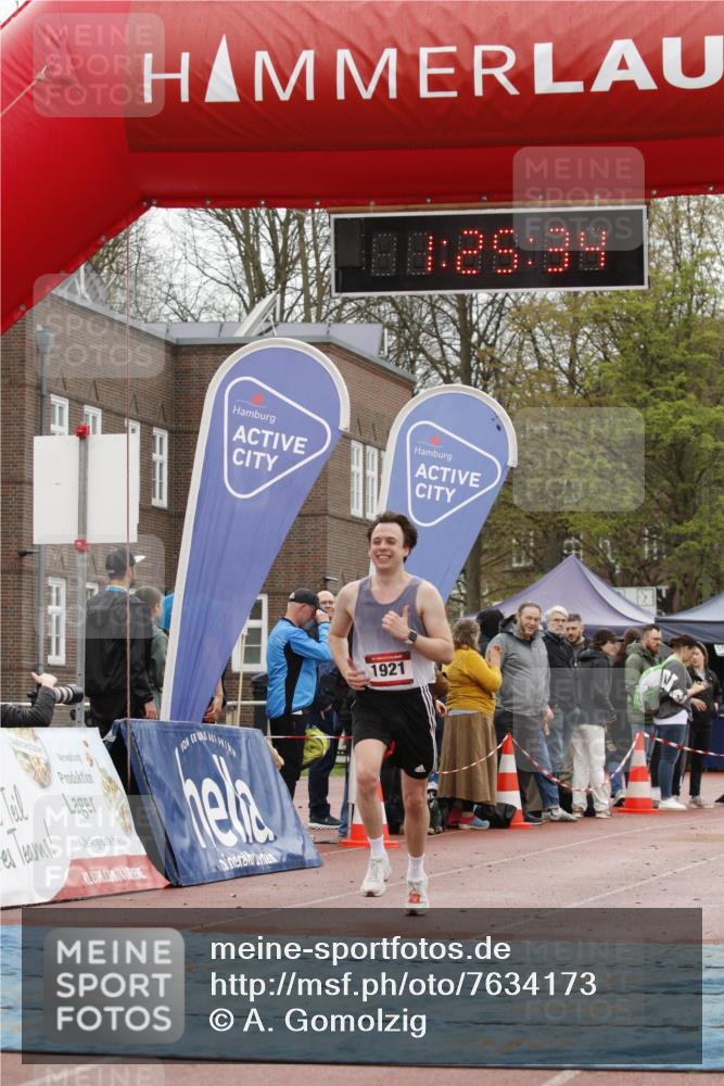 13.04.2025 - Hammer Lauf A. Gomolzig http://msf.ph/oto/7634173 13.04.2025 12:25:32 Ziel 1921 meine-sportfotos.de