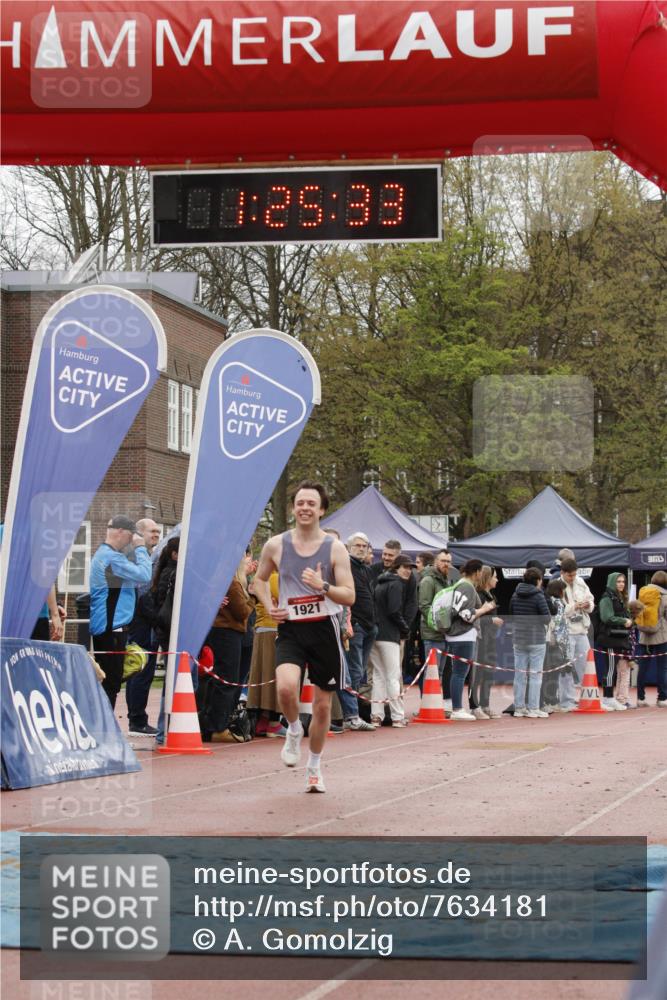 13.04.2025 - Hammer Lauf A. Gomolzig http://msf.ph/oto/7634181 13.04.2025 12:25:32 Ziel 1921 meine-sportfotos.de