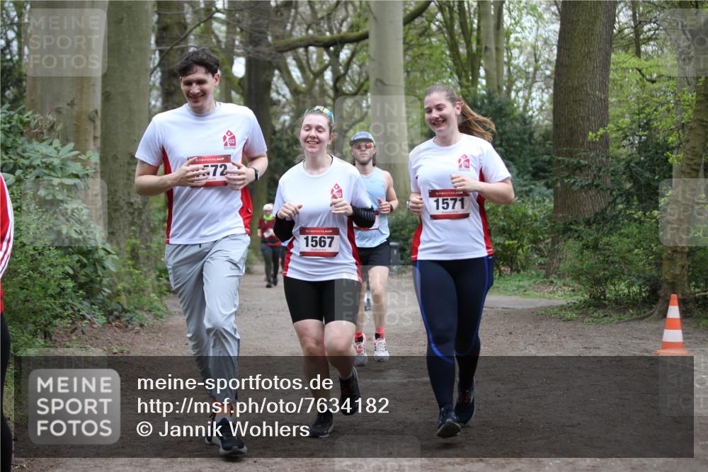 13.04.2025 - Hammer Lauf Jannik Wohlers http://msf.ph/oto/7634182 13.04.2025 12:51:10 Laufen 572, 15, 1567, 1571 meine-sportfotos.de