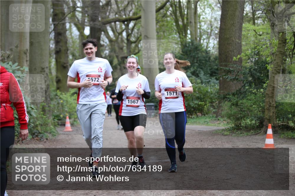 13.04.2025 - Hammer Lauf Jannik Wohlers http://msf.ph/oto/7634189 13.04.2025 12:51:09 Laufen 572, 1567, 1571 meine-sportfotos.de