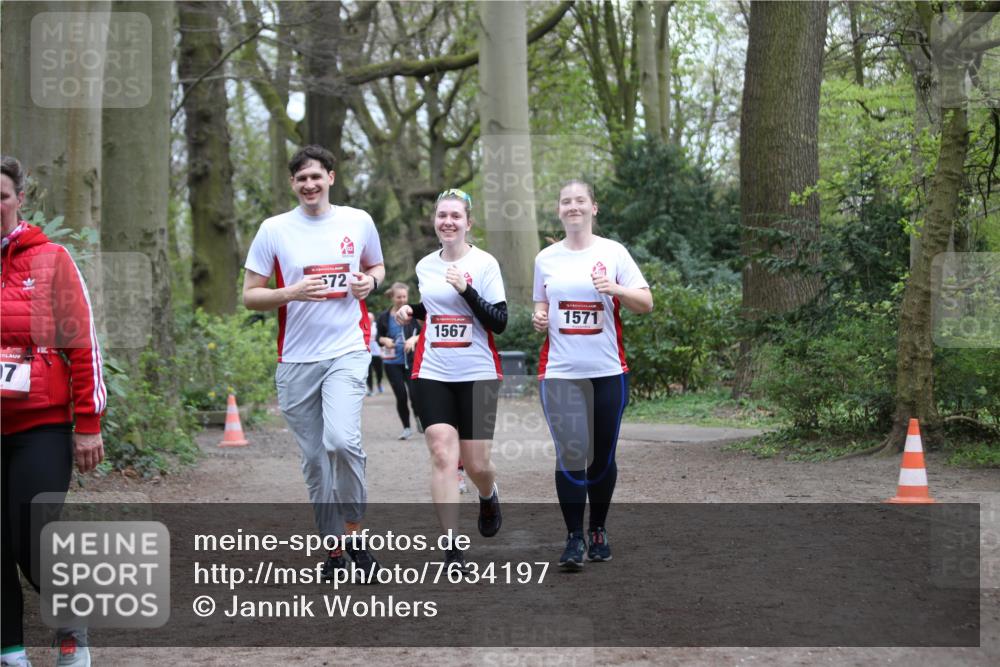 13.04.2025 - Hammer Lauf Jannik Wohlers http://msf.ph/oto/7634197 13.04.2025 12:51:09 Laufen 07, 572, 1567, 1571 meine-sportfotos.de